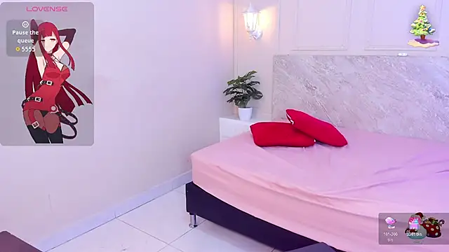 TianaGlow26 online show from 11/18/25, 07:18