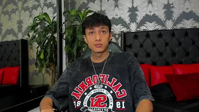 Lean Portman online show from 04/06/26, 02:18