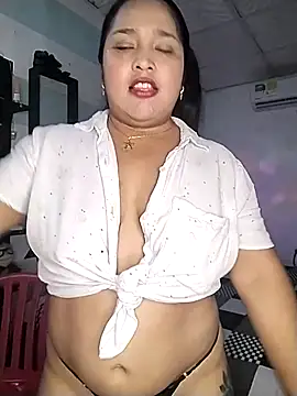 Angelly ricura online show from 11/12/25, 03:01