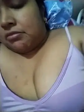 Angelly ricura online show from 11/23/25, 05:35