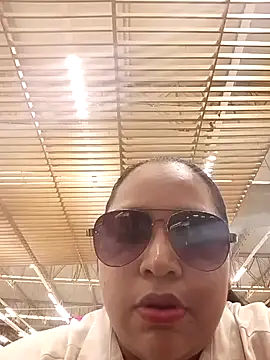Snapshot of Angelly_ricura chatting on 05/31/26, 09:05 Angelly ricura online show from 05/31/26, 09:05
