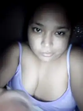 Snapshot of Angelly_ricura chatting on 06/24/26, 05:06 Angelly ricura online show from 06/24/26, 05:06