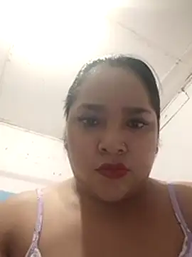 Snapshot of Angelly_ricura chatting on 07/04/26, 05:41 Angelly ricura online show from 07/04/26, 05:41
