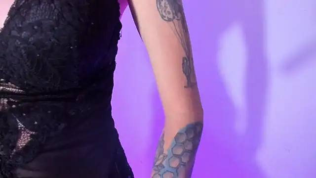 Snapshot of MerryyMendez chatting on 09/08/25, 05:23 MerryyMendez online show from 09/08/25, 05:23