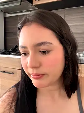 Snapshot of Angeldusttt chatting on 10/24/25, 04:58 Angeldusttt online show from 10/24/25, 04:58