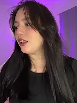 Snapshot of Angeldusttt chatting on 11/10/25, 09:36 Angeldusttt online show from 11/10/25, 09:36