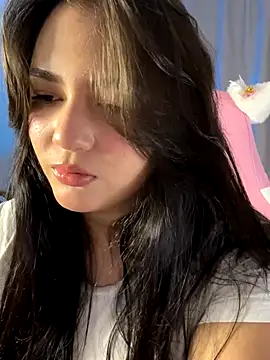 Snapshot of Angeldusttt chatting on 11/27/25, 05:48 Angeldusttt online show from 11/27/25, 05:48