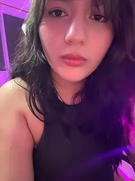 Snapshot of Angeldusttt chatting on 05/10/26, 03:23 Angeldusttt online show from 05/10/26, 03:23