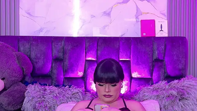 Snapshot of Ava_Cristi chatting on 06/04/26, 05:52 Ava Cristi online show from 06/04/26, 05:52