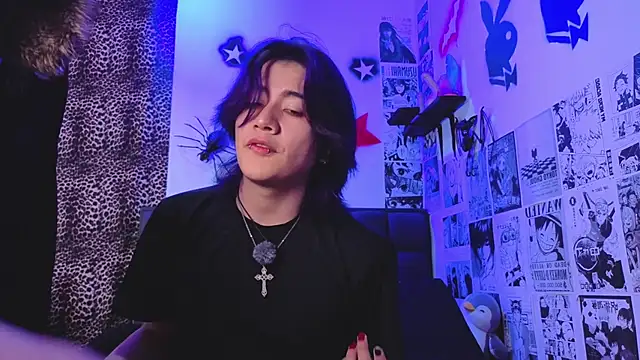 Snapshot of Vamps_Lovers chatting on 11/14/25, 01:10 Vamps Lovers online show from 11/14/25, 01:10