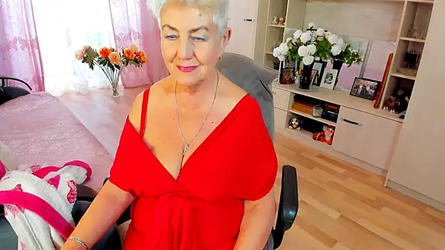 HotandMature online show from 02/18/26, 12:23