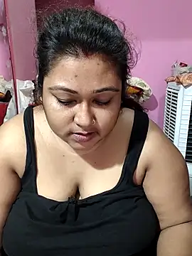 hotbhabhi011 online show from 04/13/26, 12:38