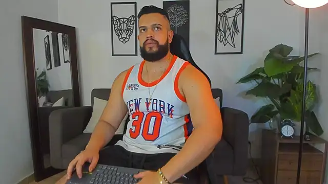 Justin kingX7 online show from 04/17/26, 04:26