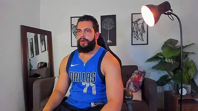 Justin kingX7 online show from 07/18/26, 04:16