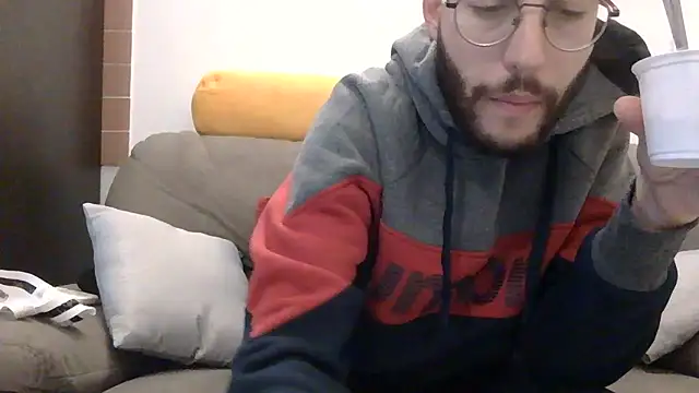 Amicisegreti online show from 01/18/26, 06:39