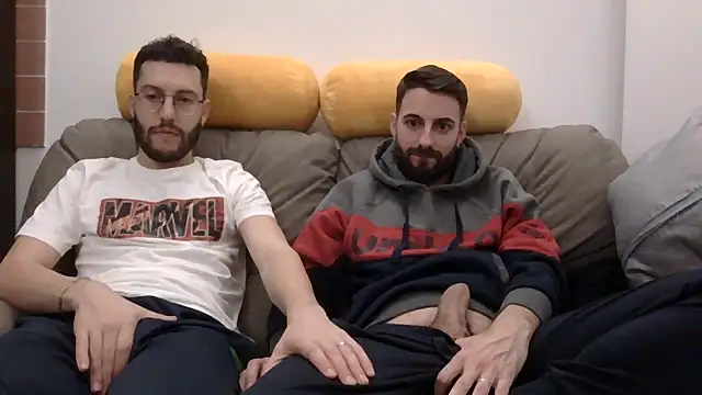 Amicisegreti online show from 02/24/26, 08:40