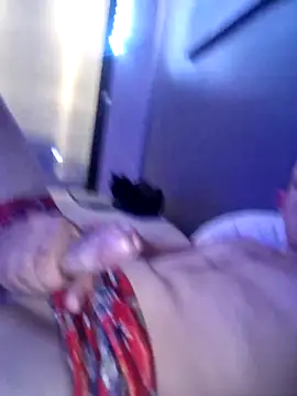 Snapshot of P44698 chatting on 09/08/25, 08:30 P44698 online show from 09/08/25, 08:30