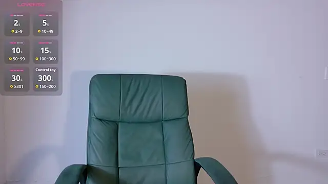 Olivia11  online show from 11/26/25, 11:22