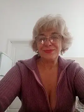 52MiaLove02 online show from 10/17/25, 04:48