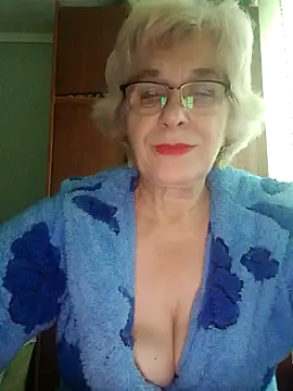 52MiaLove02 online show from 10/19/25, 06:25