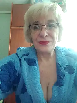 52MiaLove02 online show from 10/26/25, 08:53