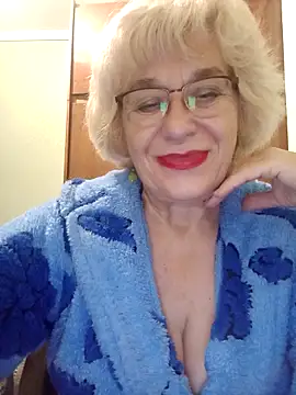 52MiaLove02 online show from 10/27/25, 05:50