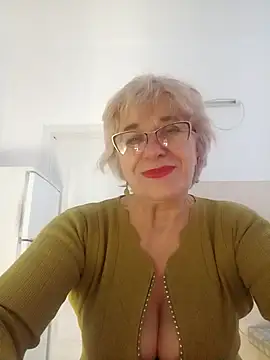 52MiaLove02 online show from 01/16/26, 05:44