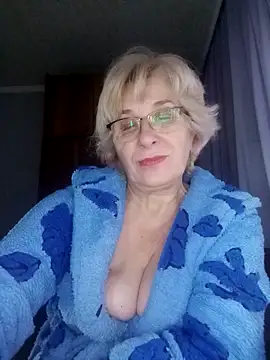 52MiaLove02 online show from 02/19/26, 06:15