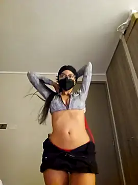 Liarmosca21 online show from 04/21/26, 03:24