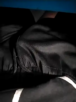 Thanhk77777 online show from 11/08/25, 11:32