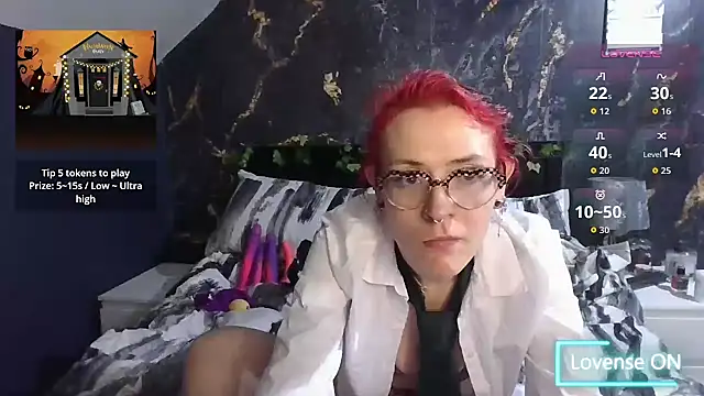 Harley-Moon online show from 10/31/25, 10:22