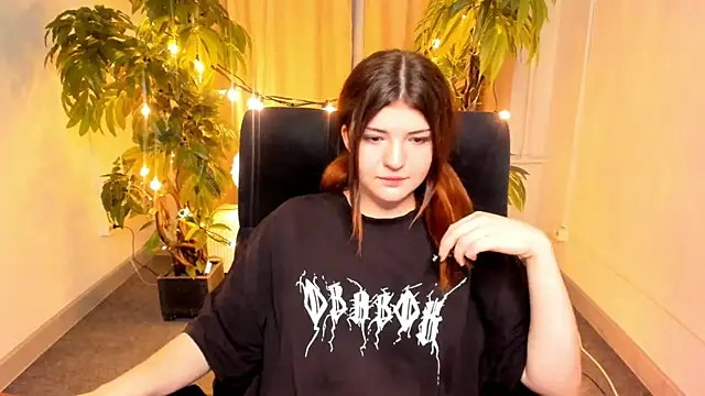 KristinMartin online show from 11/12/25, 12:16