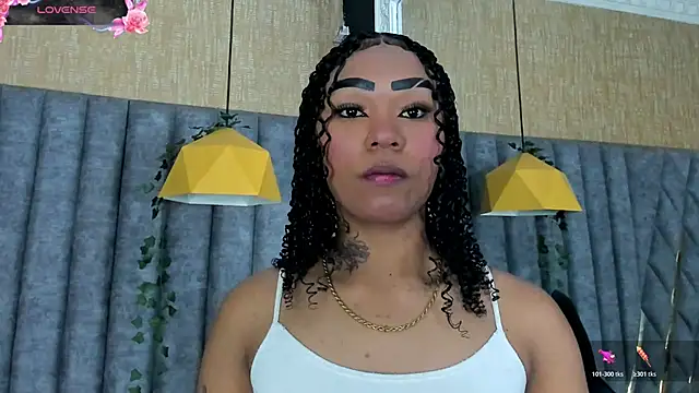 SkylerBloomm online show from 05/19/26, 10:16