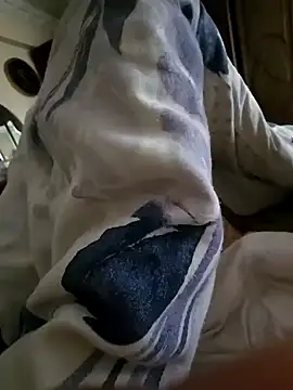 Snapshot of sisman31 chatting on 10/03/25, 11:18 sisman31 online show from 10/03/25, 11:18