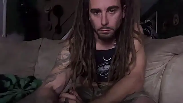 Snapshot of Trippie_hippies1313 chatting on 11/08/25, 04:01 Trippie hippies1313 online show from 11/08/25, 04:01