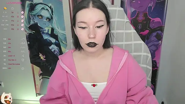 MargarettRose online show from 11/14/25, 02:32