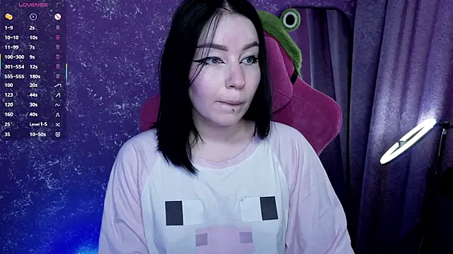 Snapshot of MargarettRose chatting on 06/06/26, 06:29 MargarettRose online show from 06/06/26, 06:29