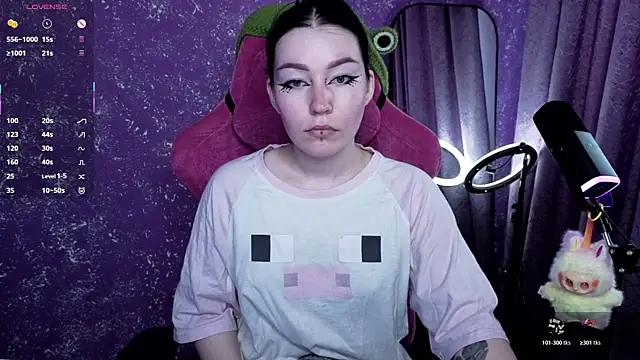 Snapshot of MargarettRose chatting on 06/10/26, 04:34 MargarettRose online show from 06/10/26, 04:34