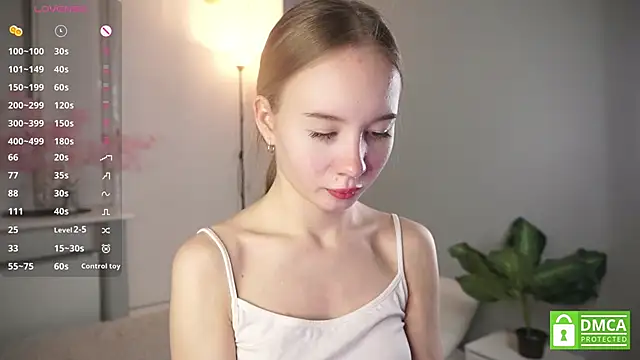 KristinLiesman online show from 10/08/25, 02:14
