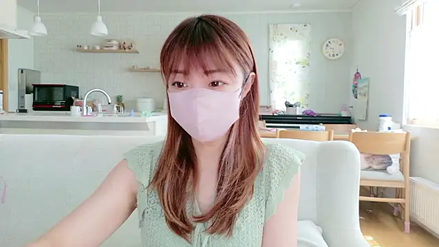 Snapshot of SUZU_1201 chatting on 05/27/26, 12:29 SUZU 1201 online show from 05/27/26, 12:29
