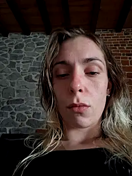 Snapshot of SexyAlya chatting on 10/03/25, 01:19 SexyAlya online show from 10/03/25, 01:19