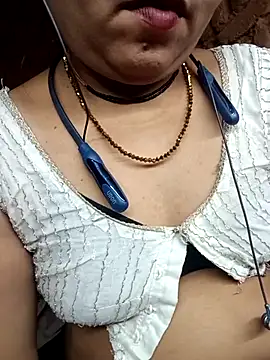 Priya tyagi online show from 09/12/25, 10:48