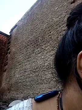 Priya tyagi online show from 09/19/25, 11:11