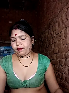 Priya tyagi online show from 09/20/25, 11:22