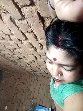Priya tyagi online show from 09/20/25, 11:28