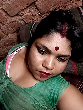 Priya tyagi online show from 09/22/25, 11:45
