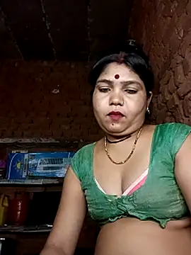 Priya tyagi online show from 09/22/25, 11:51