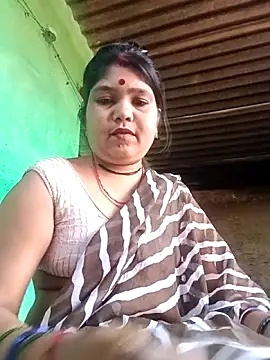Priya tyagi online show from 09/24/25, 06:50