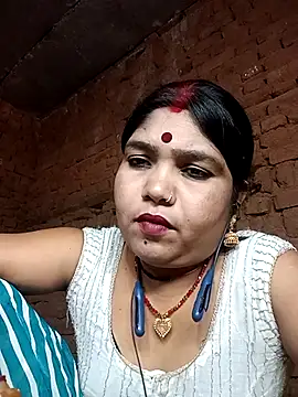 Priya tyagi online show from 10/03/25, 10:01
