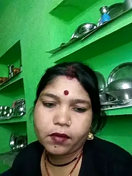 Priya tyagi online show from 10/17/25, 08:11
